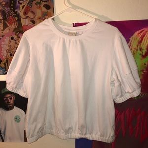 Cute white puffy shirt